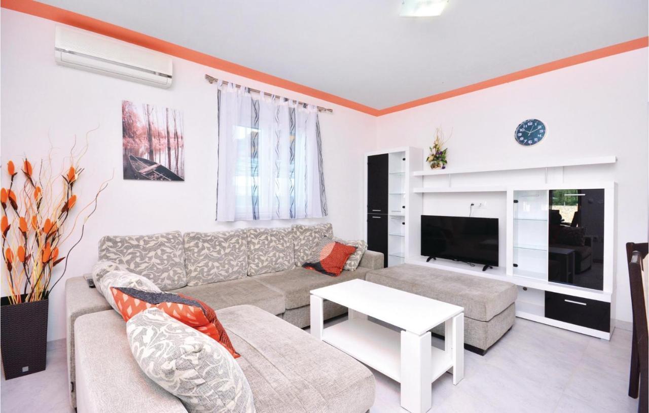 3 Bedroom Nice Home In Solin 스플리트 외부 사진